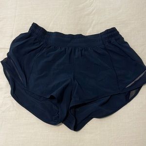lululemon hotty hot short 2.5 inch navy size 10